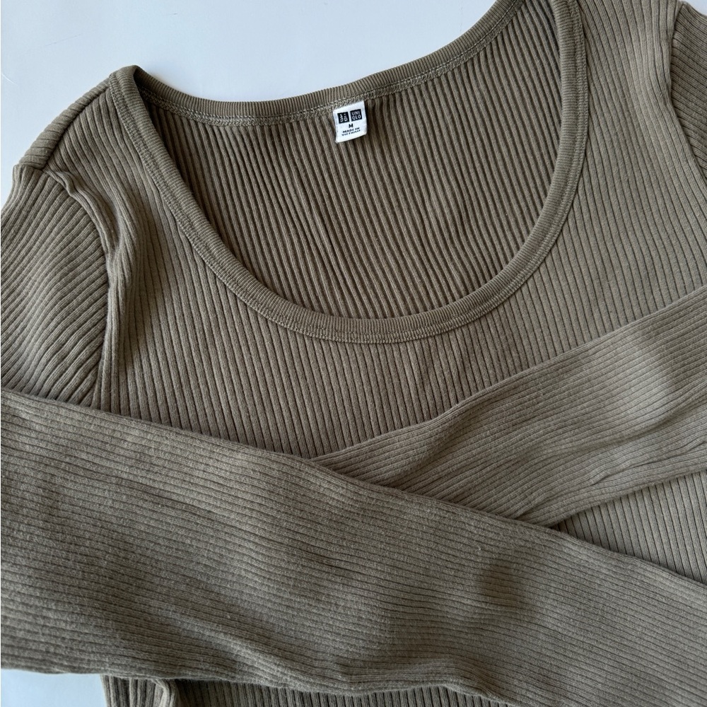 Uniqlo Ribbed Knit Crop Top - Brown